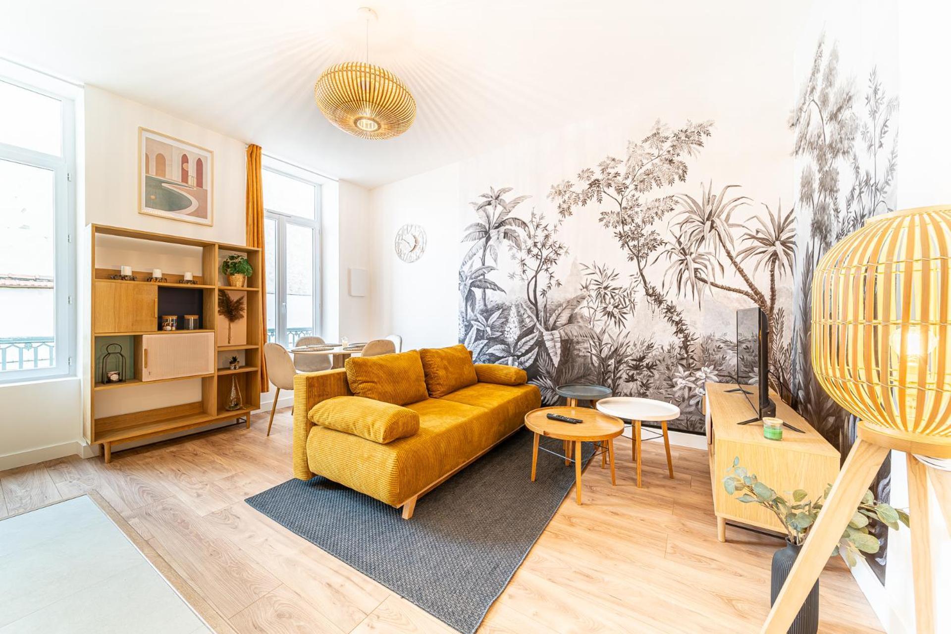 Le Marietton Appartement Cosy A Deux Pas Du Metro Valmy Лион Екстериор снимка