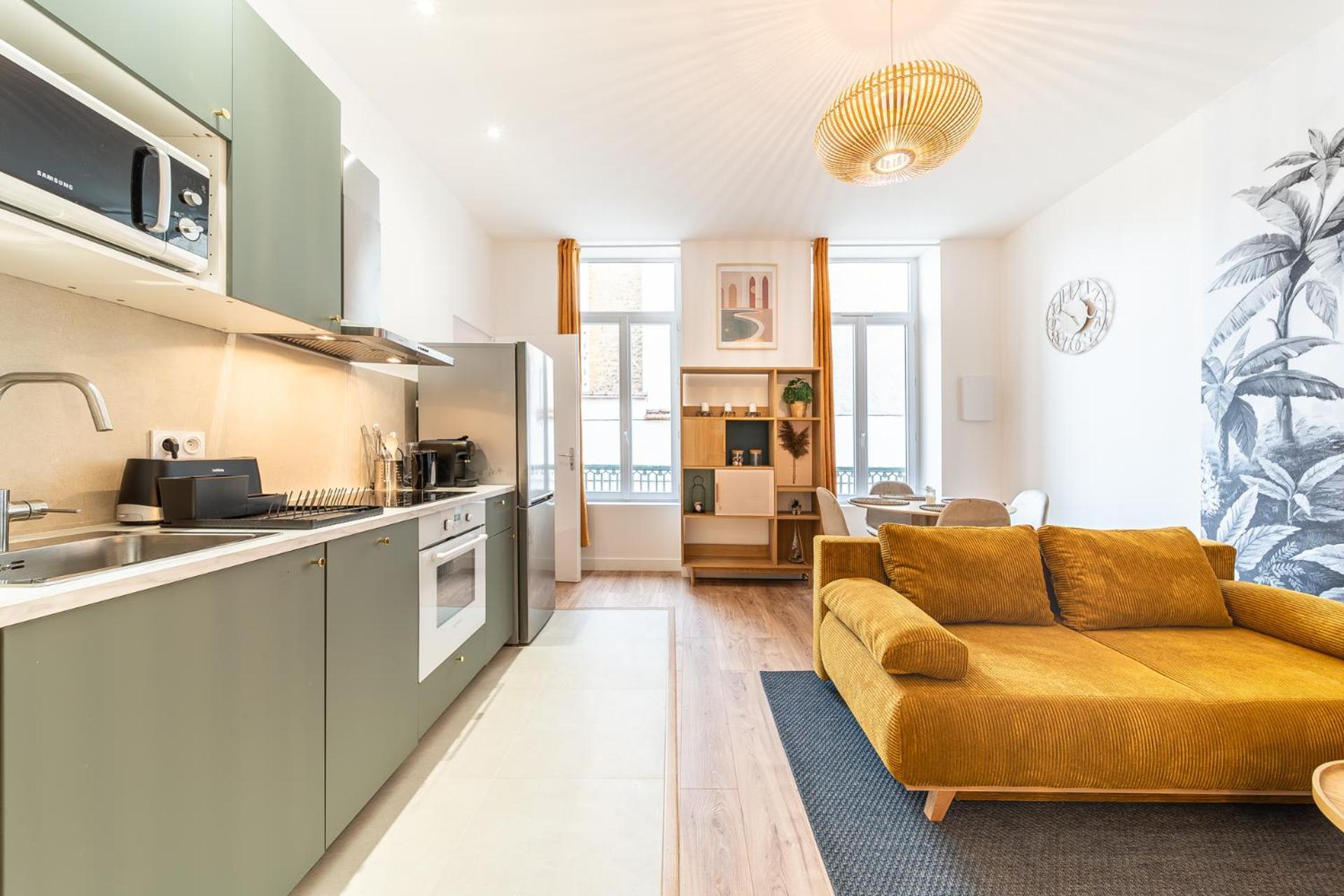 Le Marietton Appartement Cosy A Deux Pas Du Metro Valmy Лион Екстериор снимка